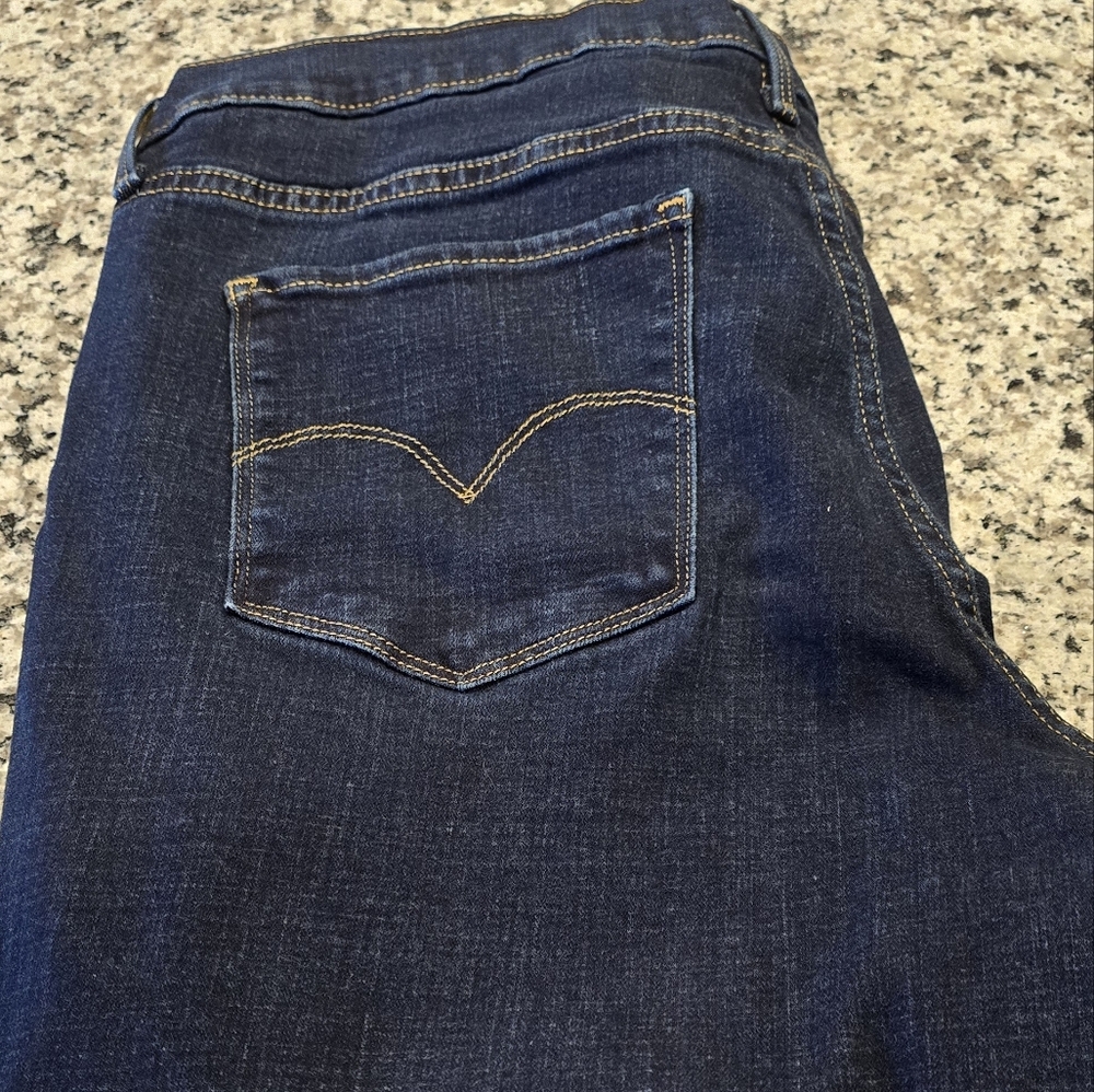 Levi's 315 Shaping Bootcut Jeans Size W33 L32